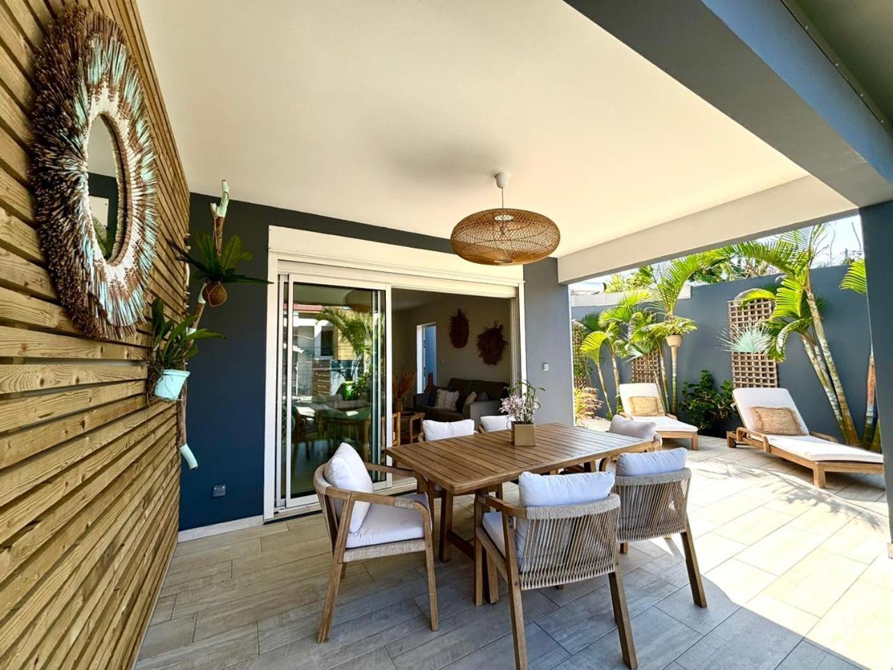 Lestipecheur Fr Villa Grise Avec Piscine Bord De Mer Saint Pierre Exterior foto
